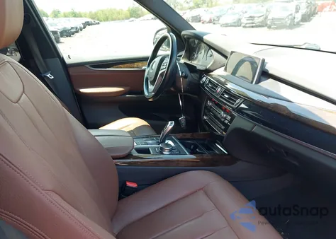 2017 BMW X5 xDrive35I z USA, uszkodzony, nr VIN 5UXKR0C5XH0U52621